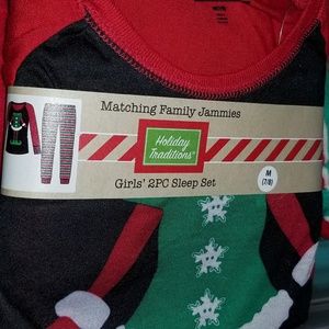 Girls pajamas NEW size 7/8 matching family jammies